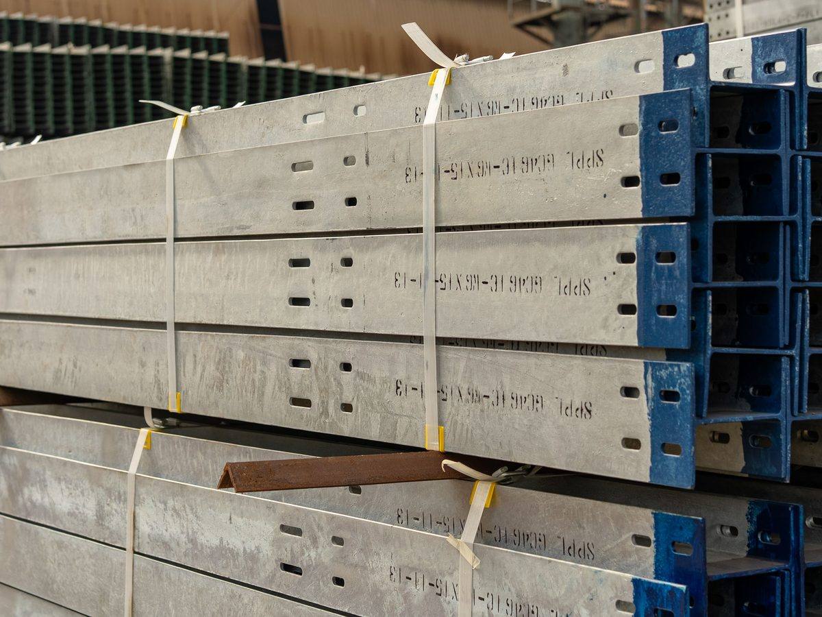 Pipe rack and platform fabrication